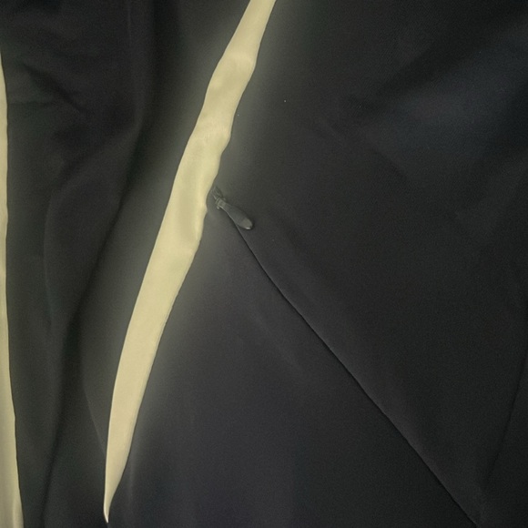 Callaway Women’s Plus Swing Tech Colorblock Short Sleeve Golf Dress,Inside short - Picture 4 of 5